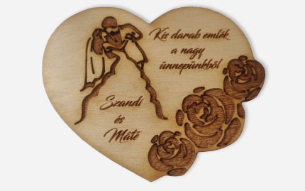 Hűtőmágnes szív alakú